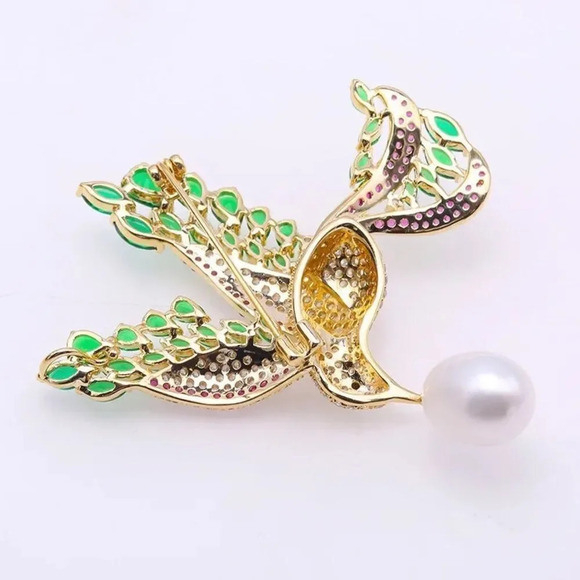 VQ Bird Brooch - Picture 3 of 5